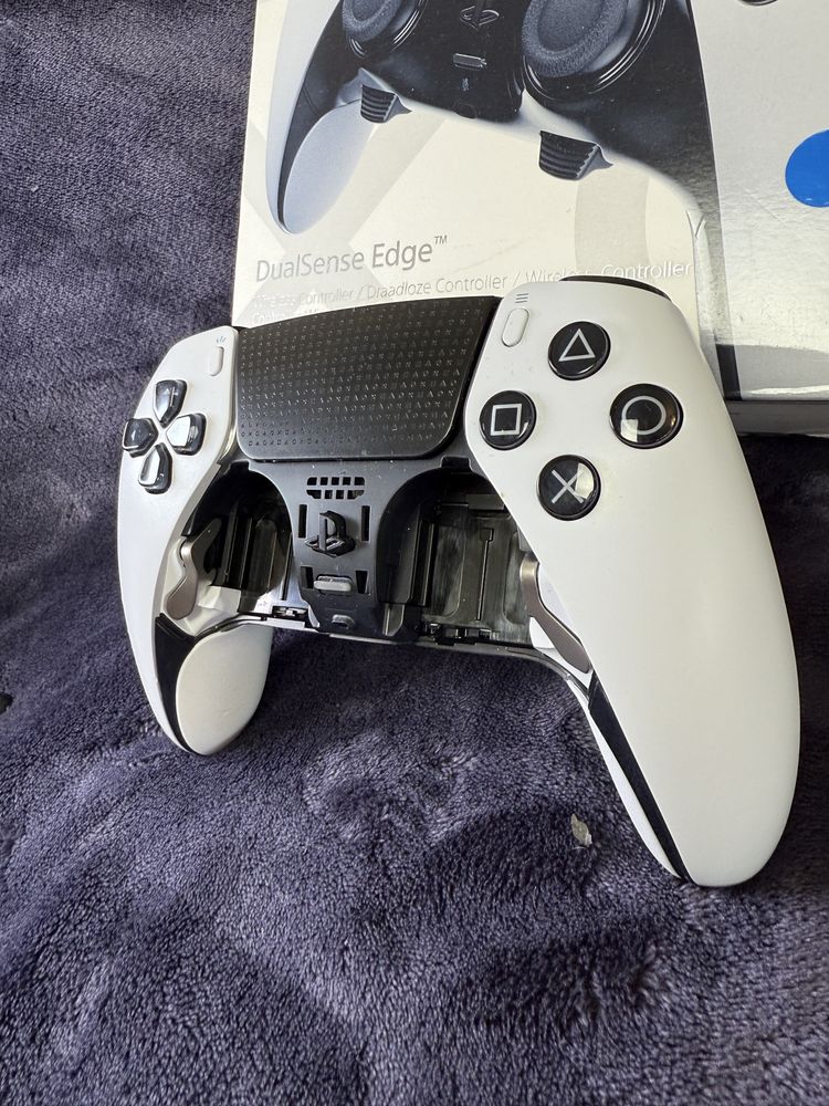 Dualsense Edge pad do ps5 Opis