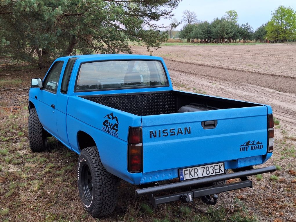 Nissan d21 king cab