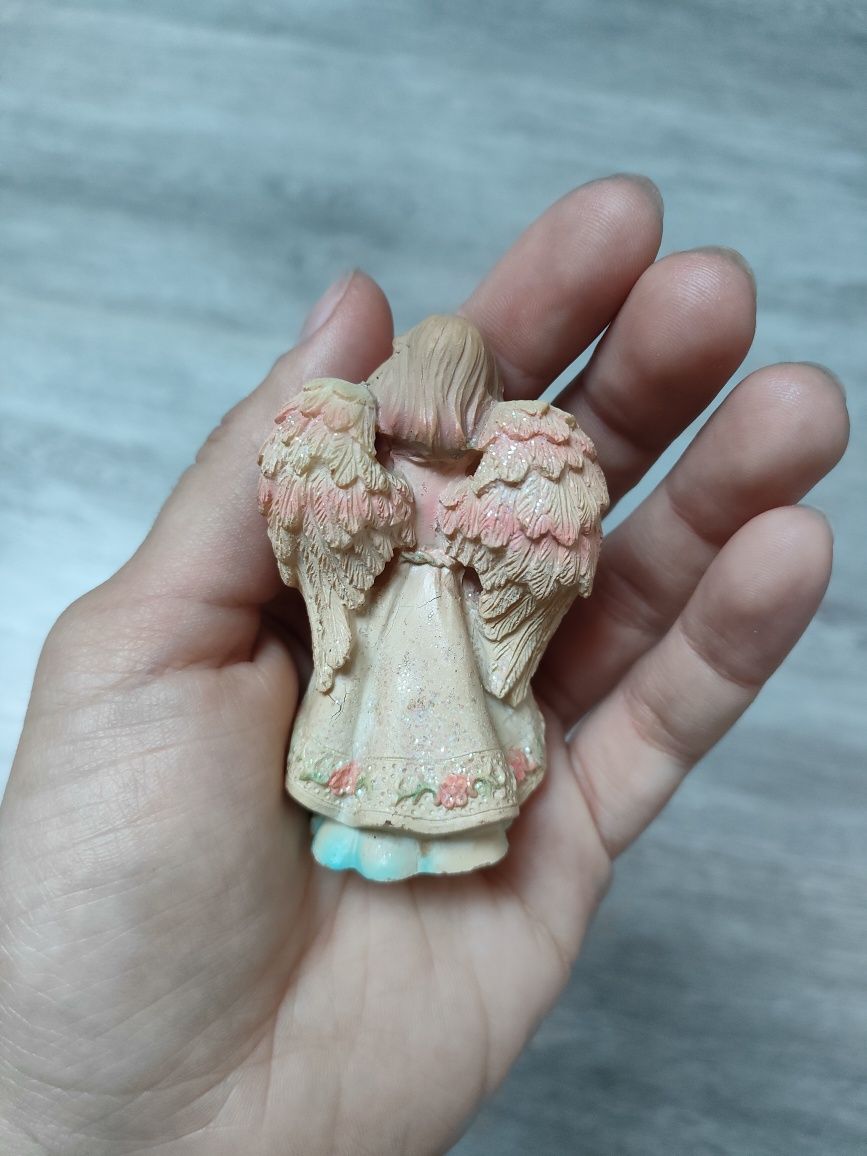 Mała Figurka aniołka