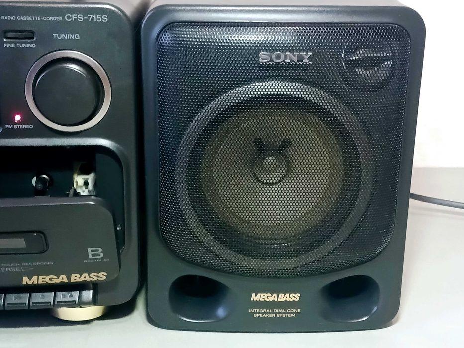 Sony  CFS-715 BoomBox магнитофон 90-х Бумбокс