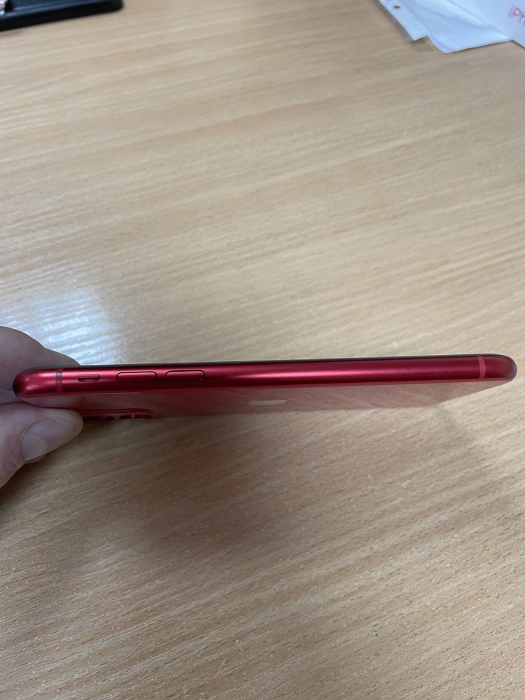 iPhone 11, Red, 64GB
