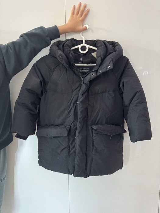 Kurtka zimowa Zara r.116 czarna puchowa