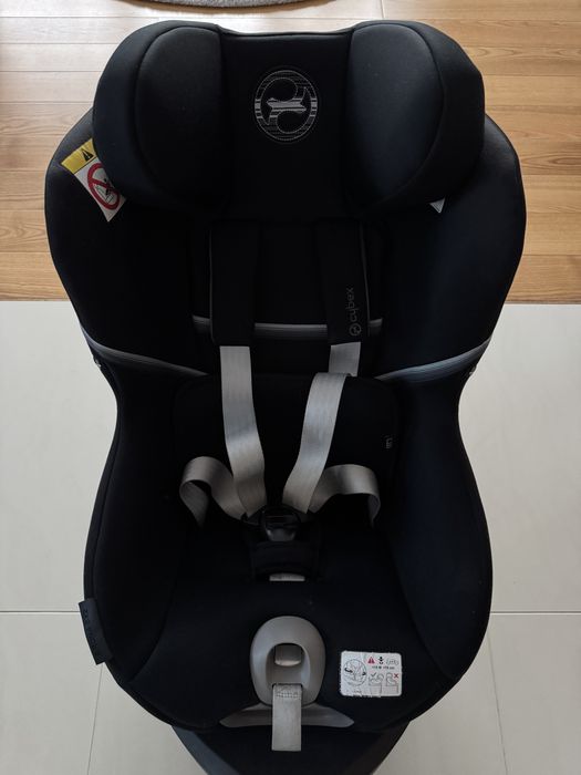 Fotelik z bazą Cybex Sirona SX-2 i-Size 0-18kg
