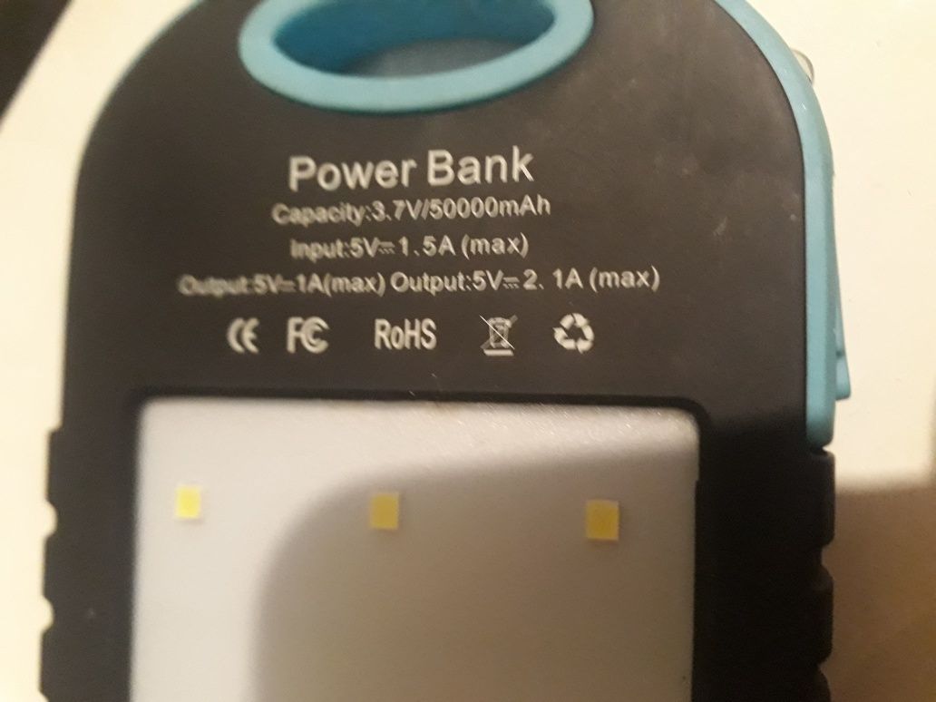 Powerbank с солнечной панелью