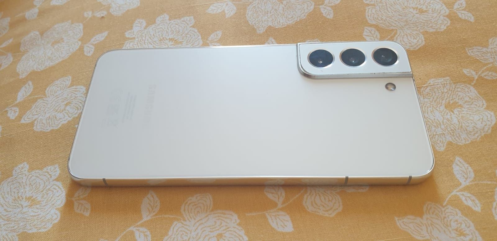 Samsung S22 256gb + Capas
