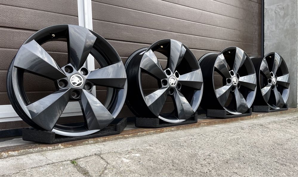 4x felgi aluminiowe 5x112 r17 et38 6,5J Alufelgi Czarne Oryginał Skoda
