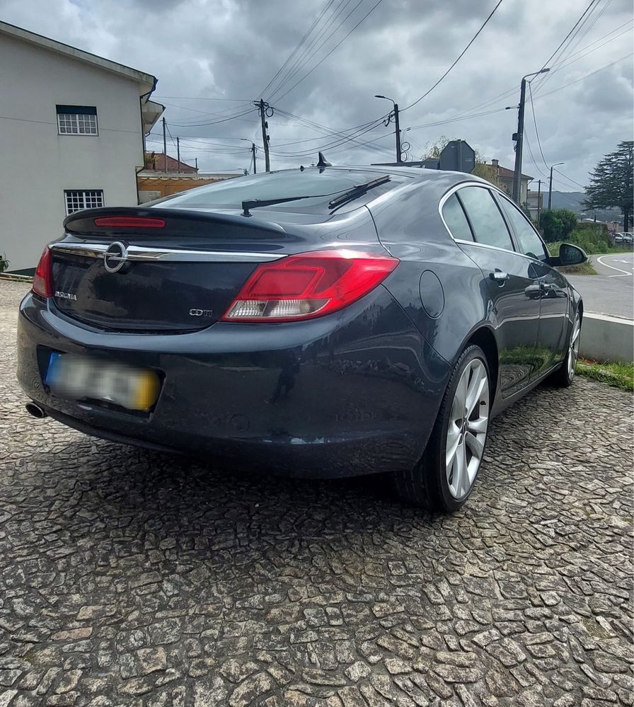 Opel Insignia Full Extras Carro