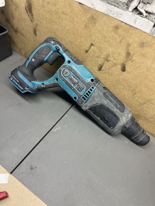 Makita dhr241 б/в