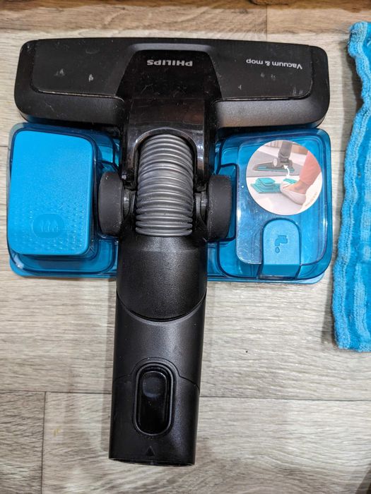 Миючий бездротовий пилосос PHILIPS SpeedPro Aqua FC6718