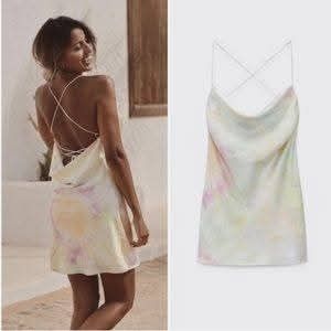 Zara sukienka satynowa S