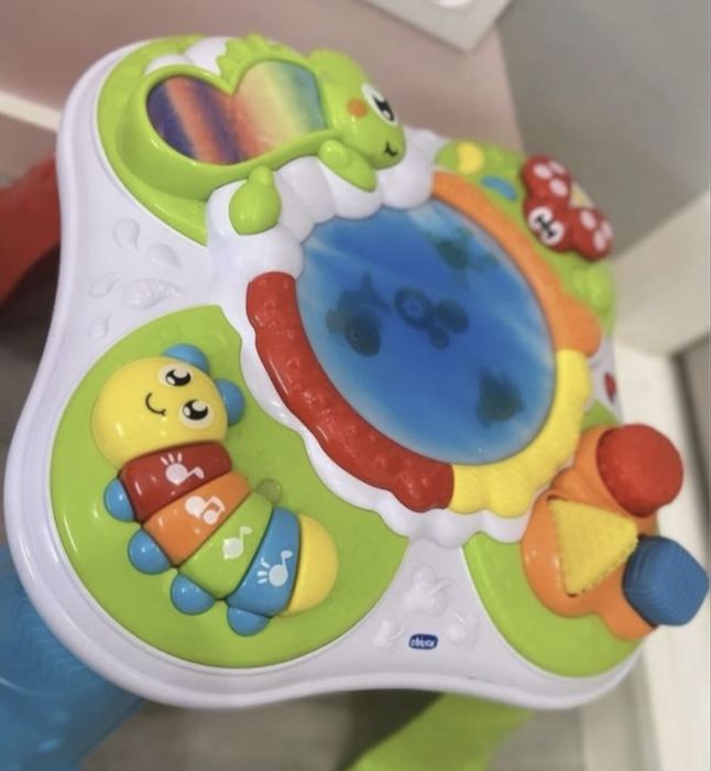 Mesa de atividades chicco