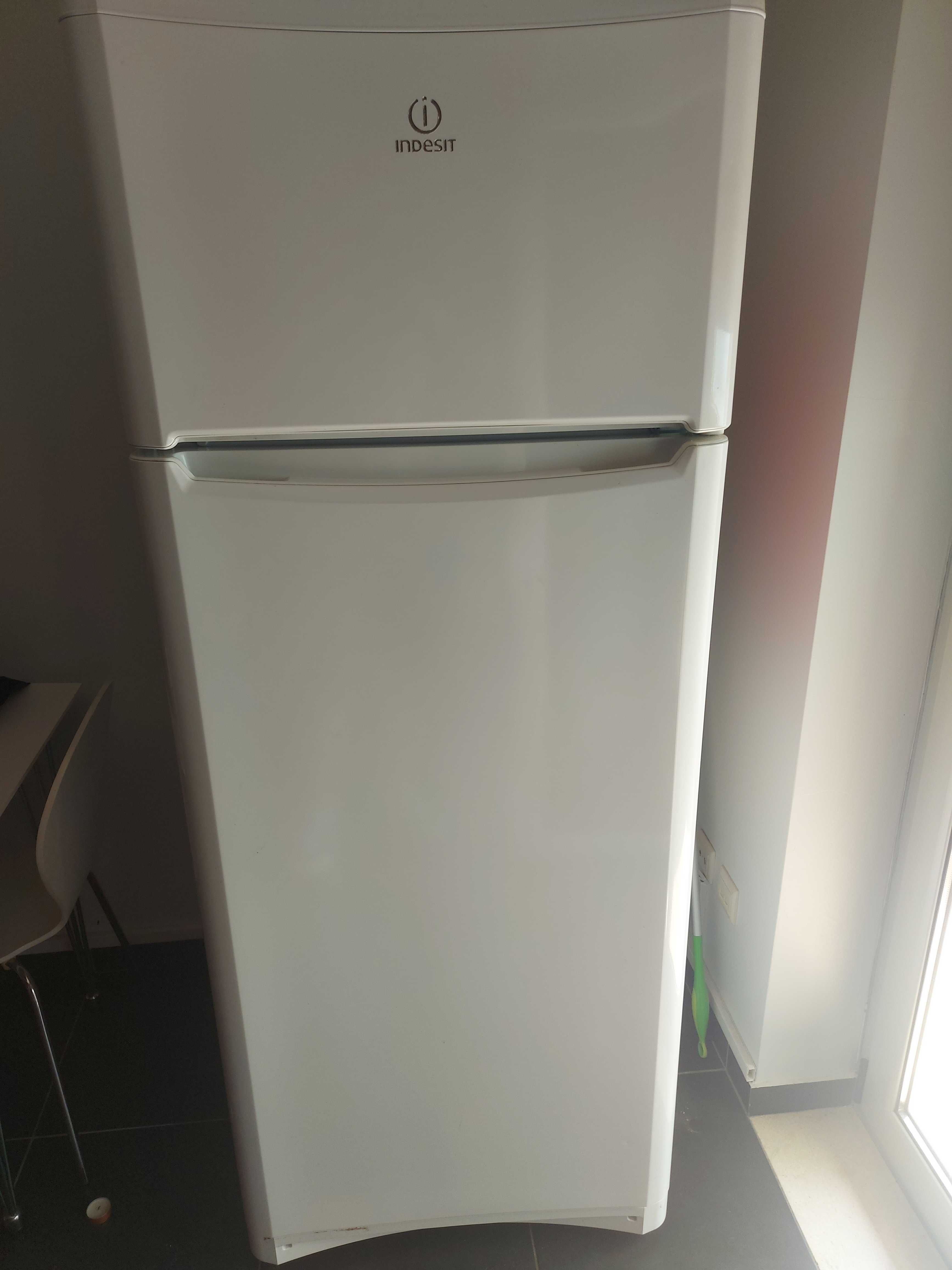 Frigorífico Indesit