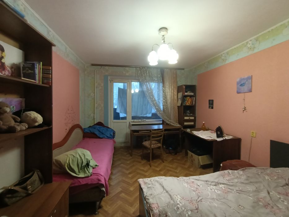 Комната бесплатно для женщины