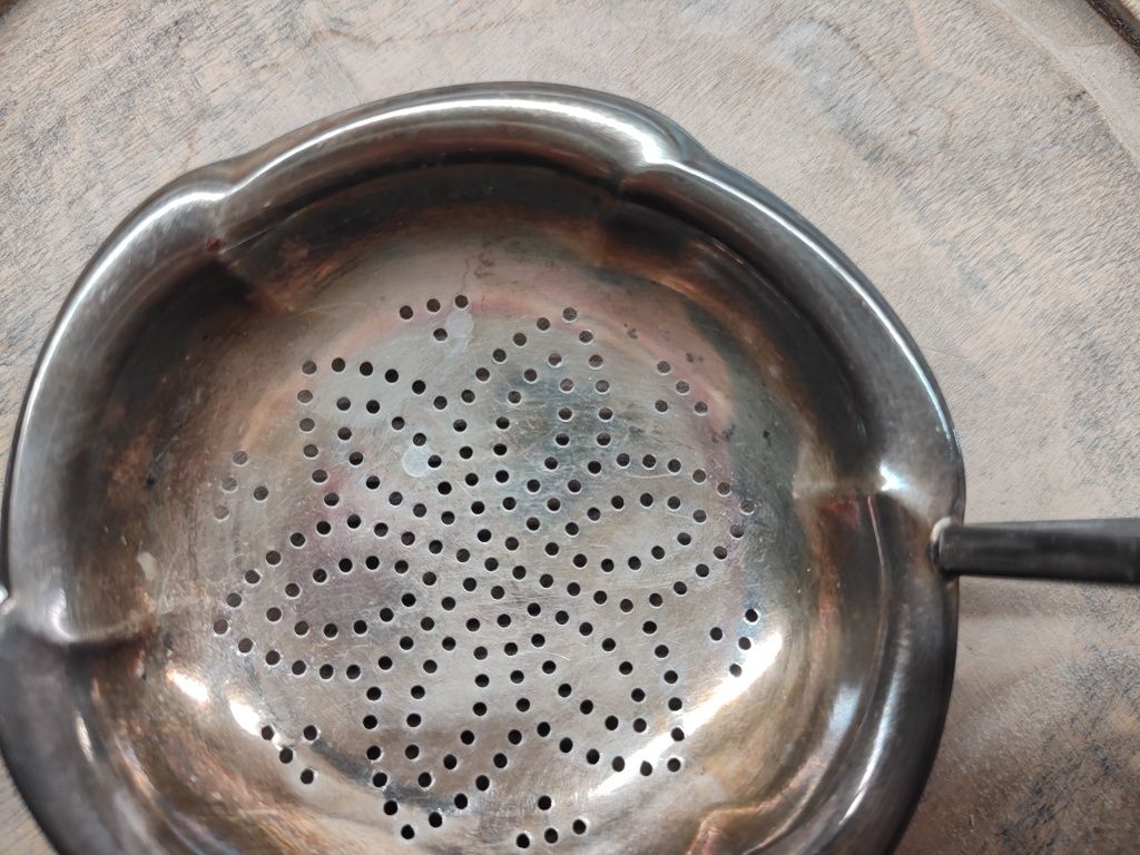 Piękne stare sitko,zaparzacz platerowany (?)