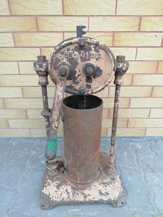 Stara nadziewarka do kiełbasy