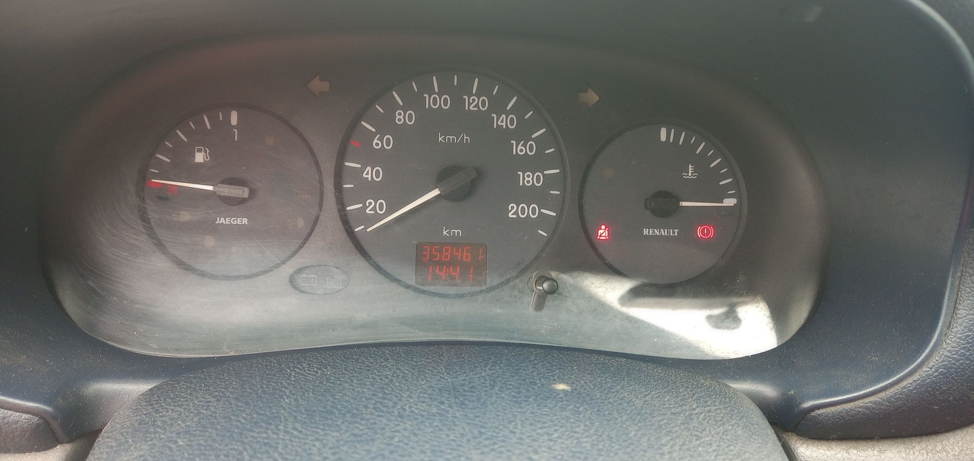 Clio 2 1.9 D 2001r