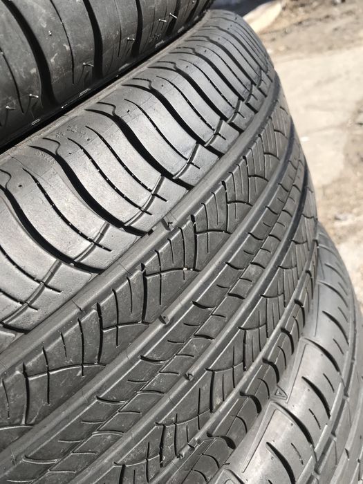 Шины всесезонные 2шт 235/55 R17 Michelin Lattitude Tour HP