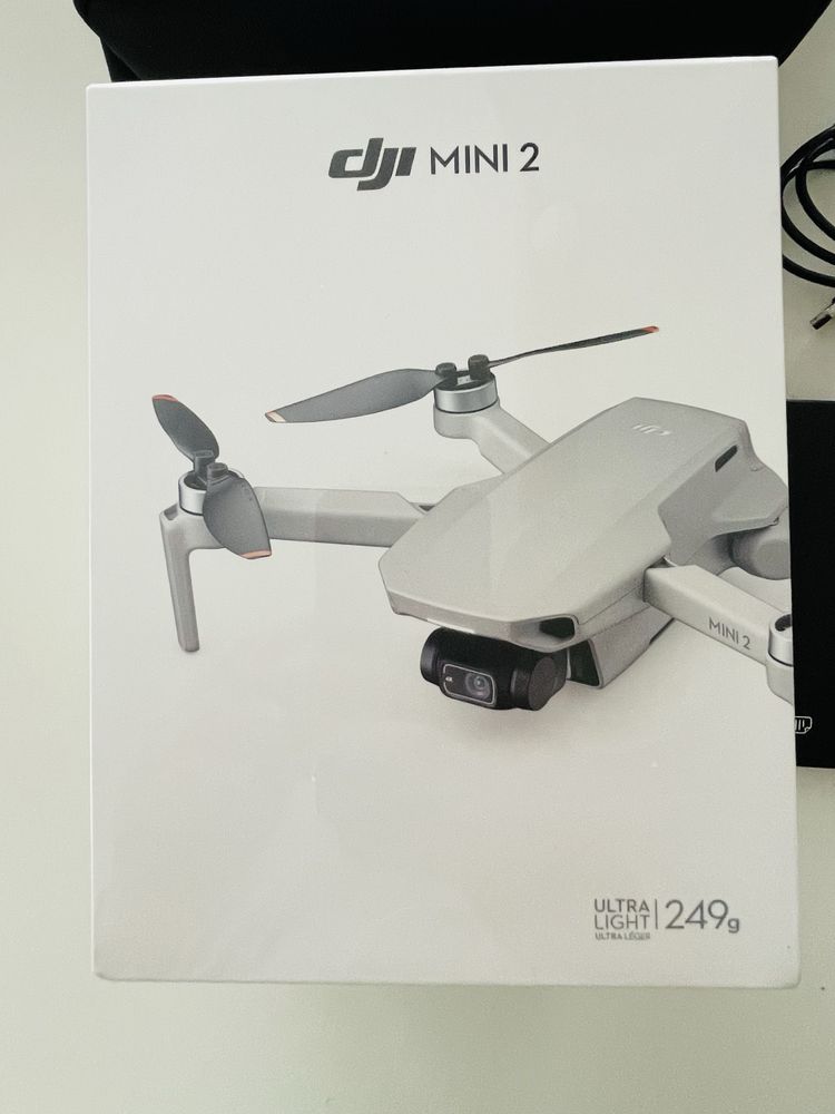 Zestaw DJI Mini 2 Fly More Combo - nowy dron