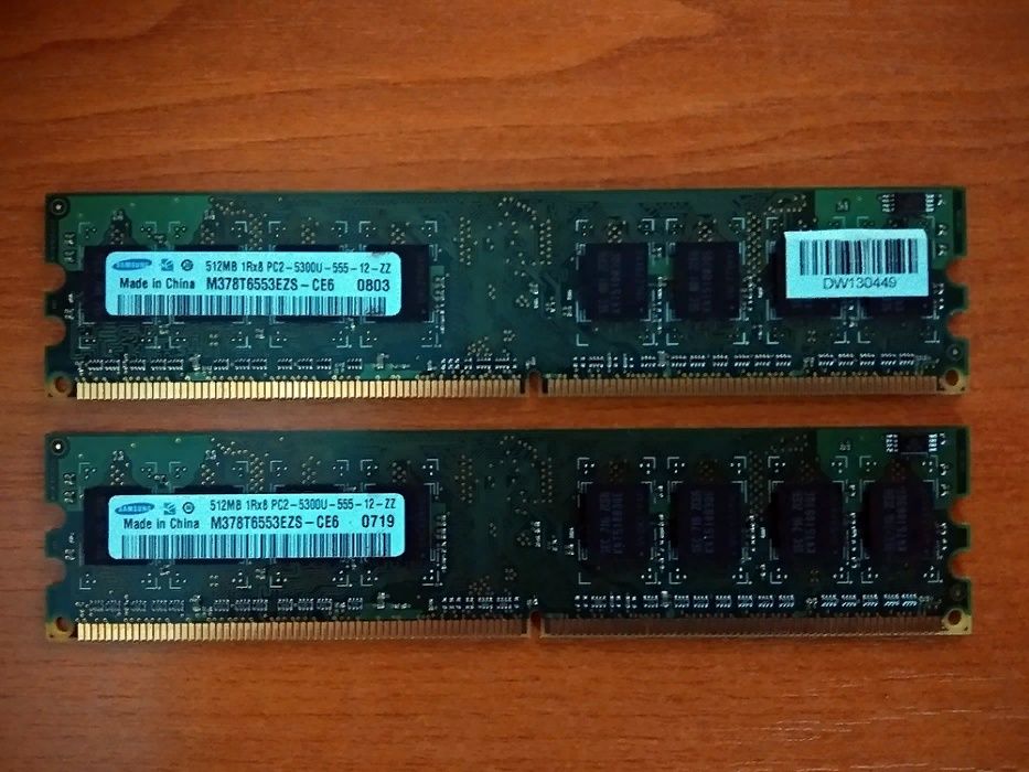 Оперативная память Samsung DDR2 512MB PC2-5300 667MHz