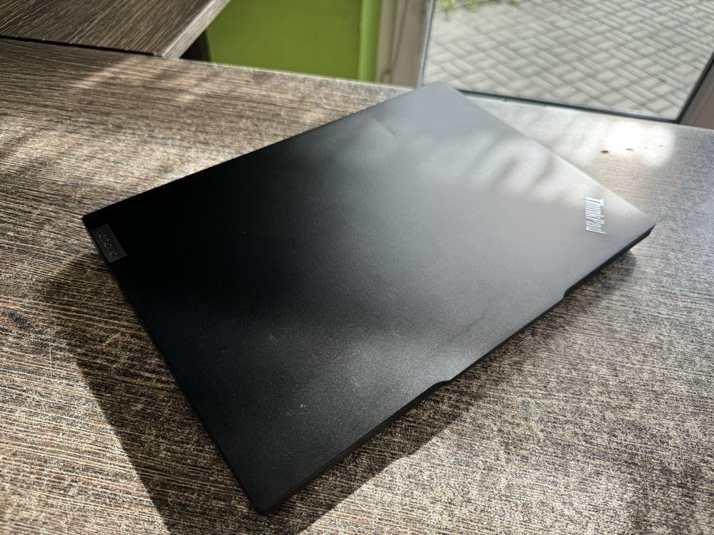 Laptop Lenovo ThinkPad E14 Ryzen 5 7530U 16GB 256GB SSD W11 Pro