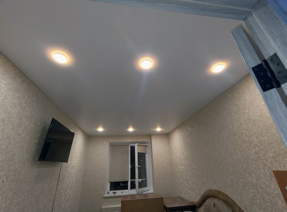 Натяжні стелі монтаж