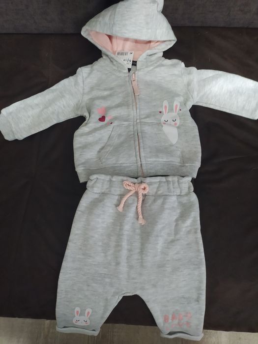 Dres, dresik dla dziewczynki roz 62 cm