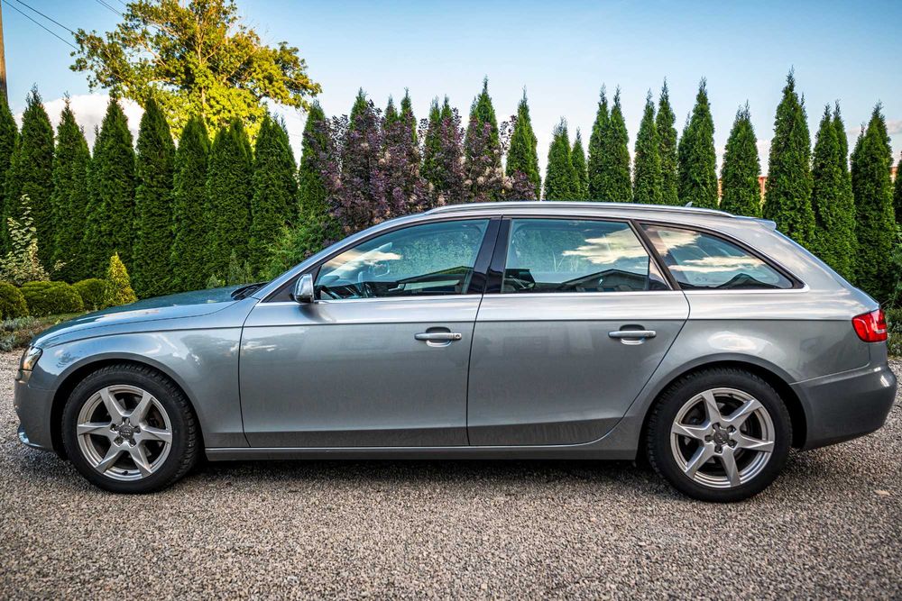 Audi a4 b8 2010 rok 2.0 tdi