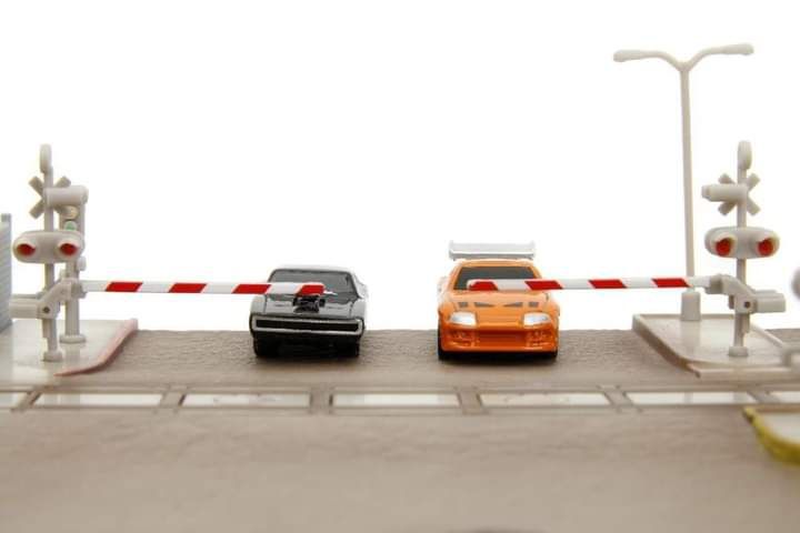 Diorama corrida Toretto vs paul fast & furious