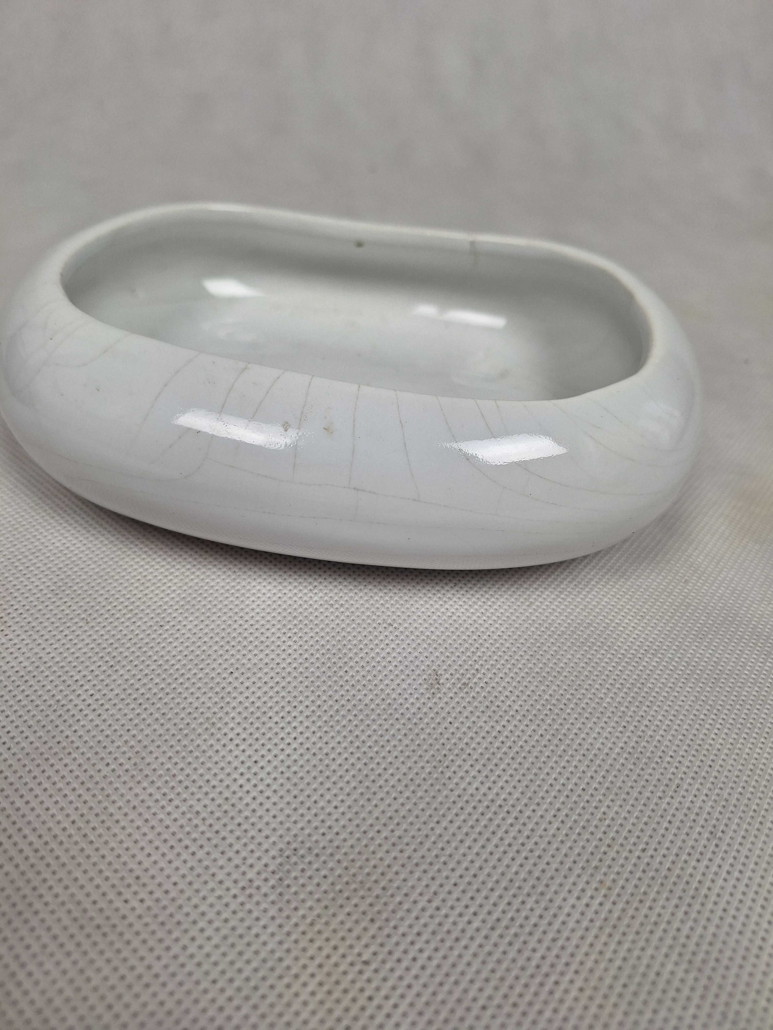 Vintage biały ceramiczny pojemnik wiele zastosowań zaokrąglone brzegi