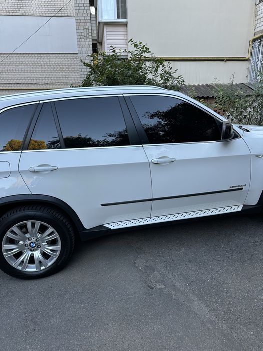 БМВ Х5 Е70 35Д 2012 М57