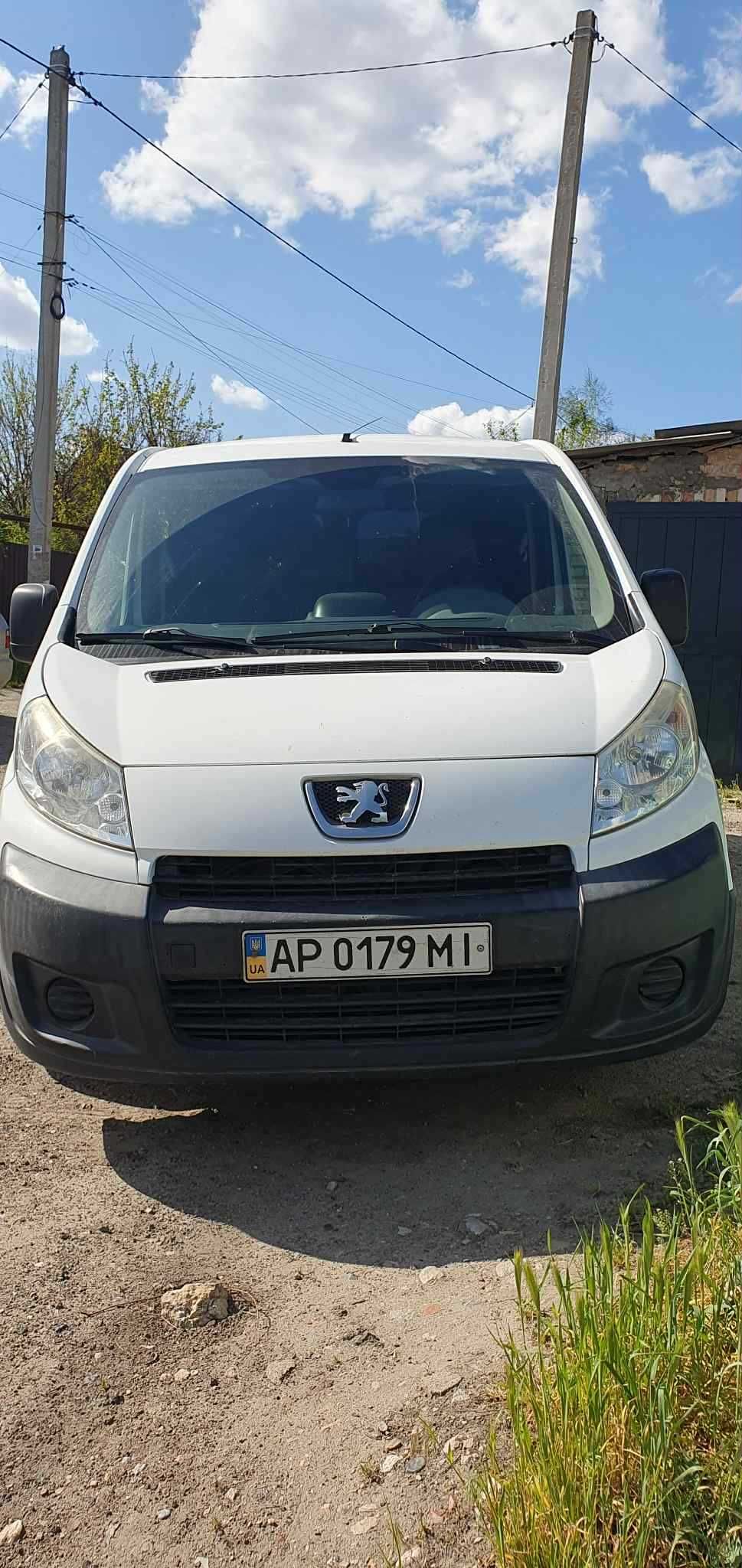 Peugeot Expert 2008