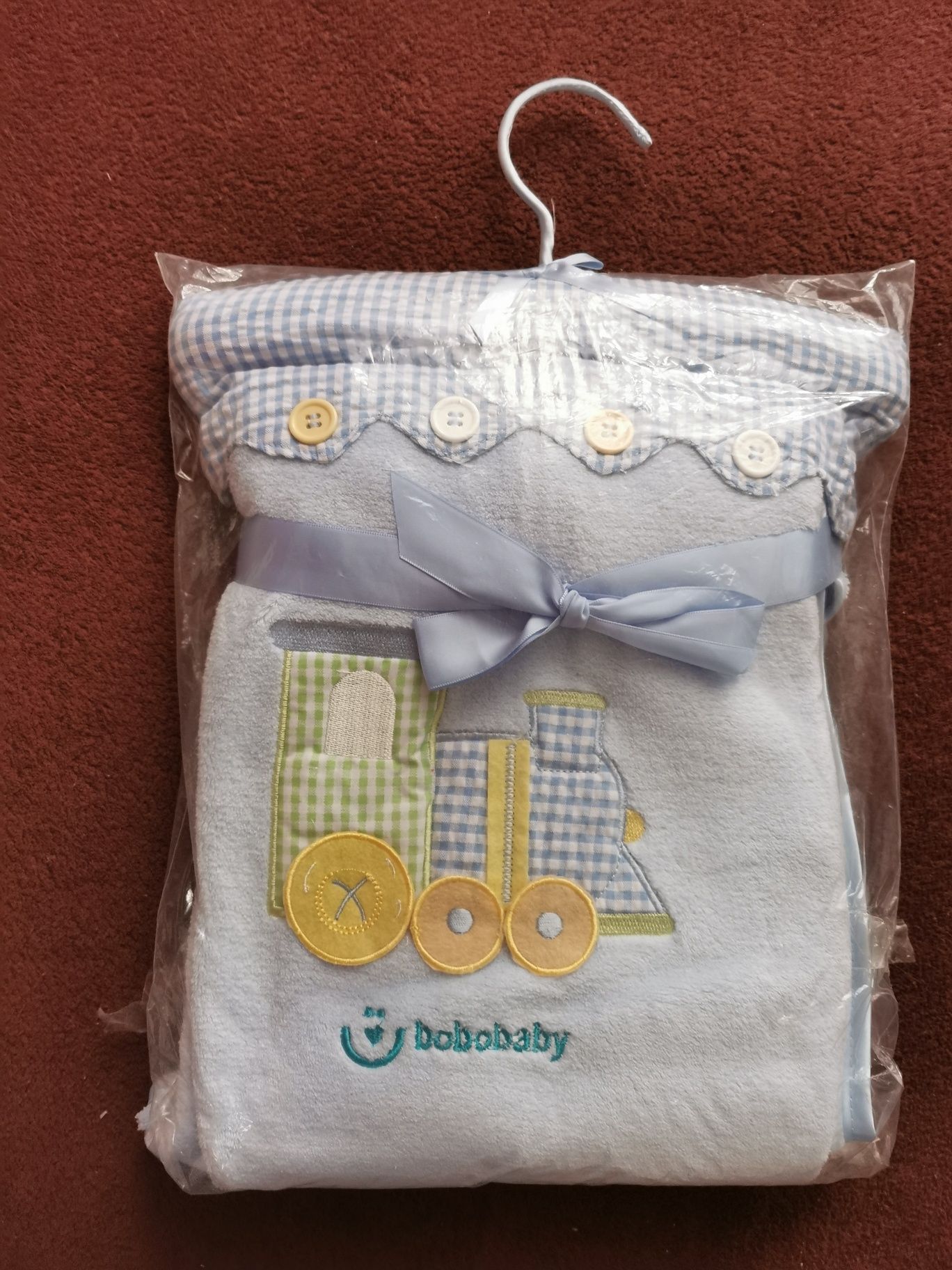 Nowy kocyk Bobobaby 76x102 cm