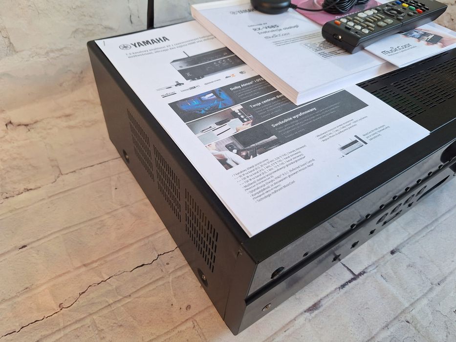 Mocna Yamaha RX-V685 z Wifi Bluetooth ARC MusicCast 4K Atmos