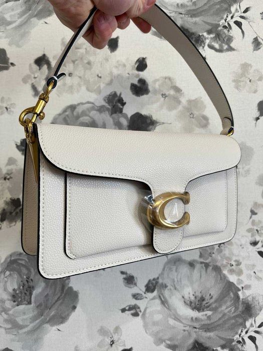 Сумка Coach Tabby Shoulder Bag 26 Біла