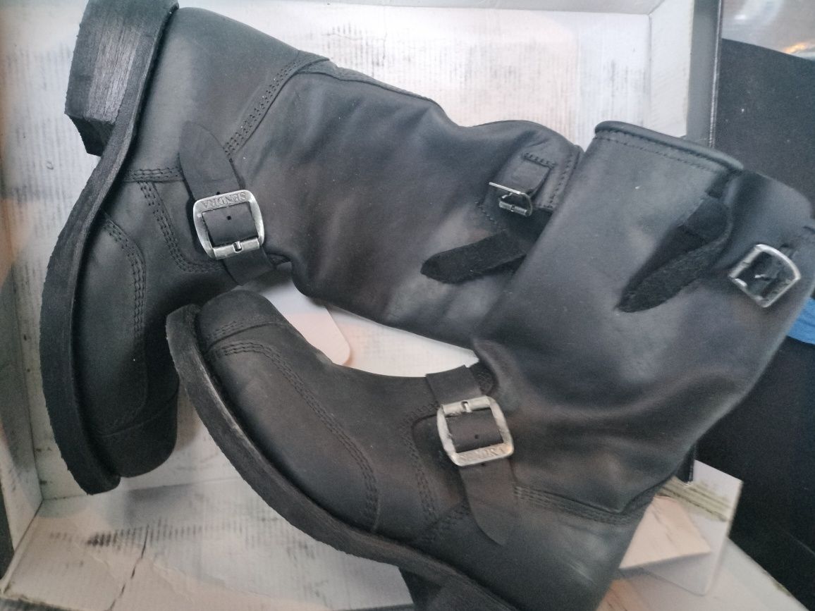 Botas Sendra para motociclista em ótimo estado Tamanho 40