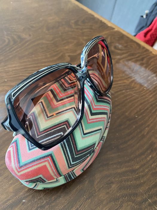 Oculos de sol marca