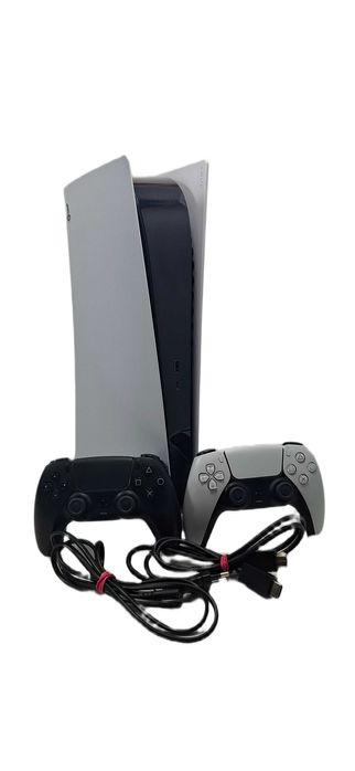 Konsola ps5 cfi-1216b + 2 pady + podstawka