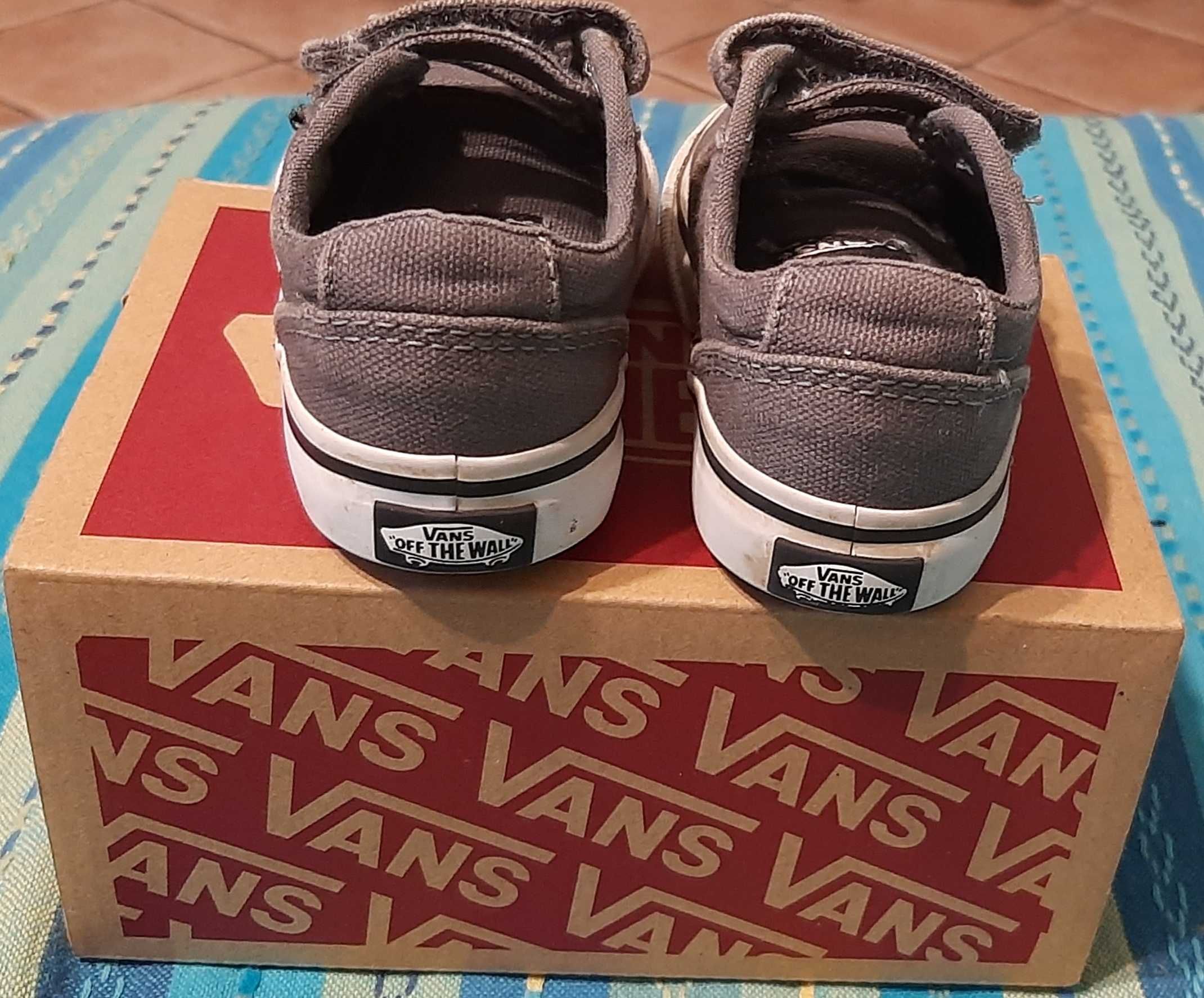 Buty dziecięce Vans rozm. 20