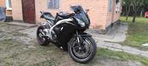 Honda CBR 1000RR Fireblade 2011