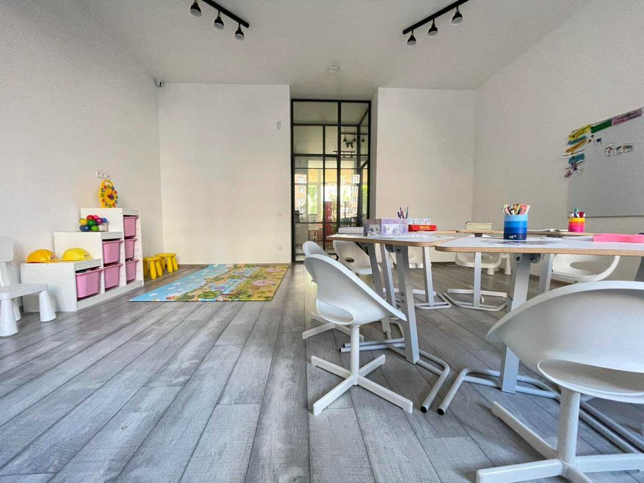 Комерційне приміщення 93 кв.м., ЖК "Софія Сіті", вул. Боголюбова, 42