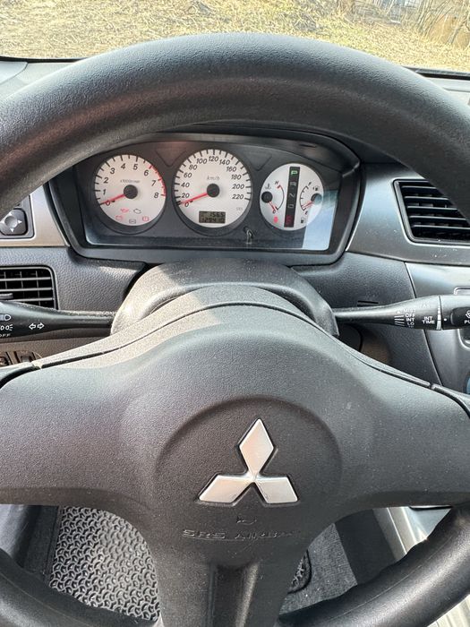 Продам Mitsubishi Lancer 9