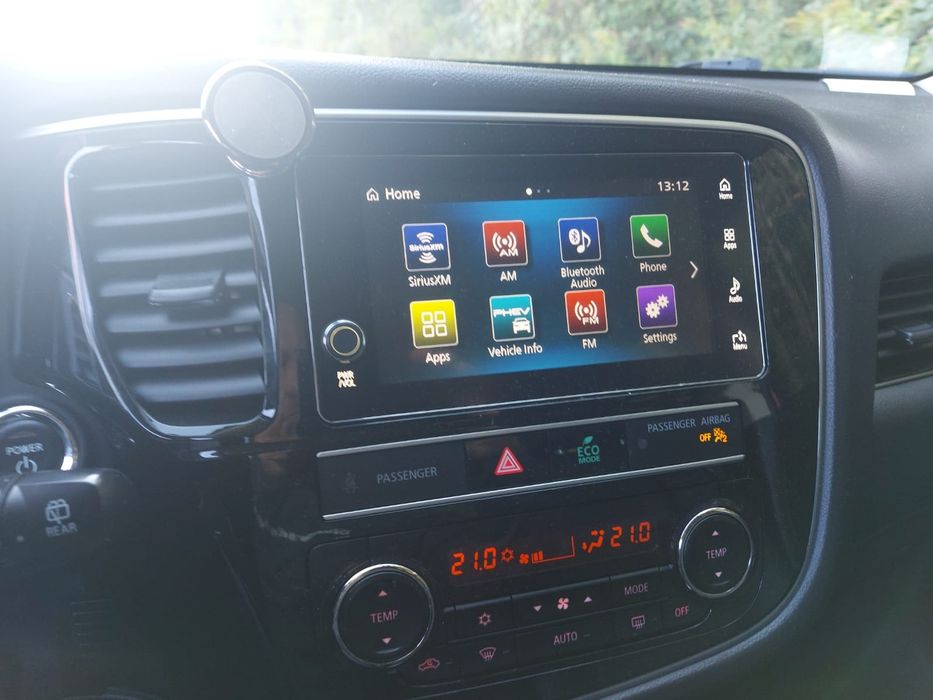 Mitsubishi Outlander Phev Pług In Hybrid 4x4