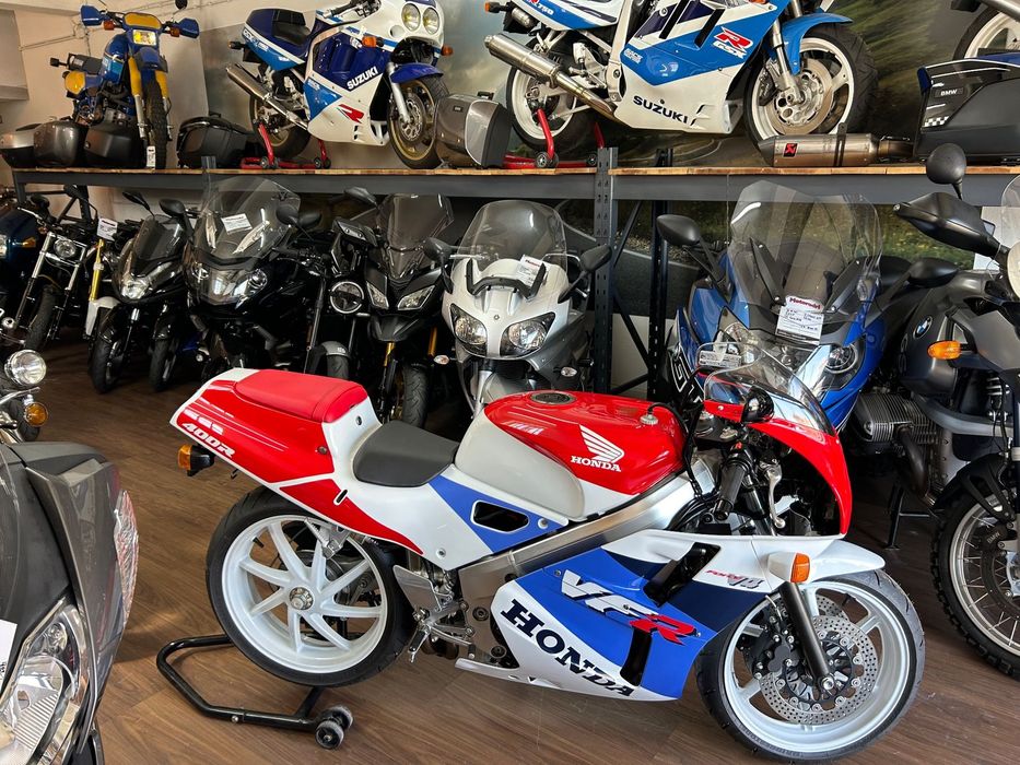 Honda VFR 400 Nc30
