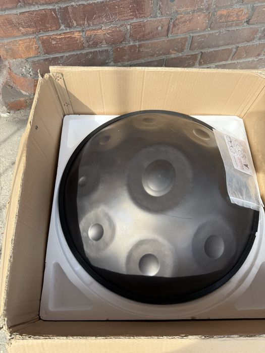 Handpan szary 9 nut d-moll 55 cm z dodatkami 440 h