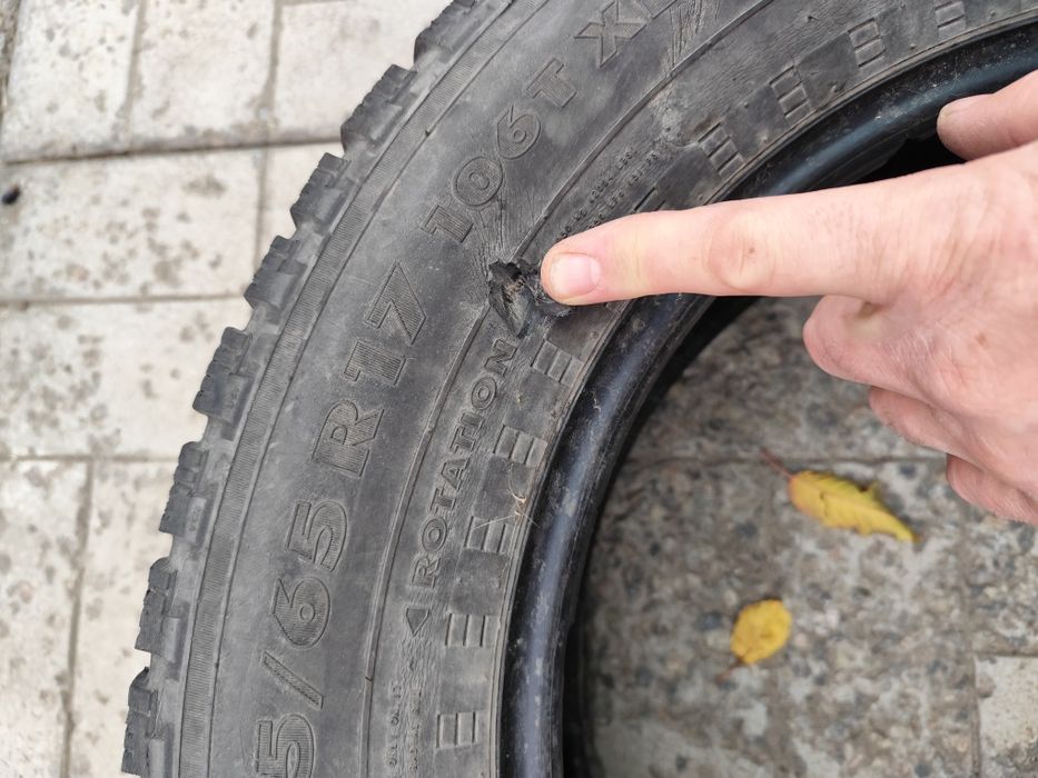 Шини покришки скати 225 65 17 NOKIAN HAKKAPELIITTA 5