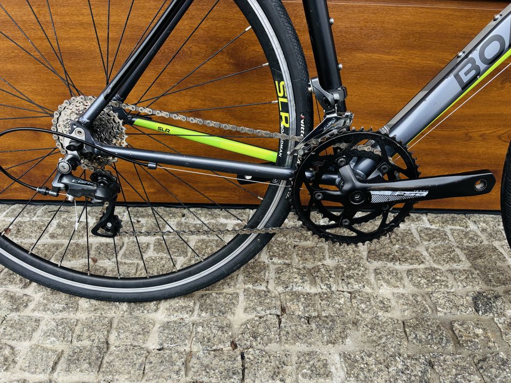 Szosa Boardman, osprzęt Claris, wideled Carbon