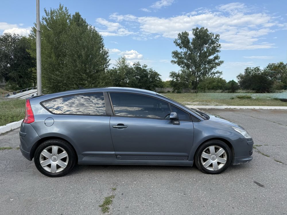 Продам Citroen C4 Купе.
