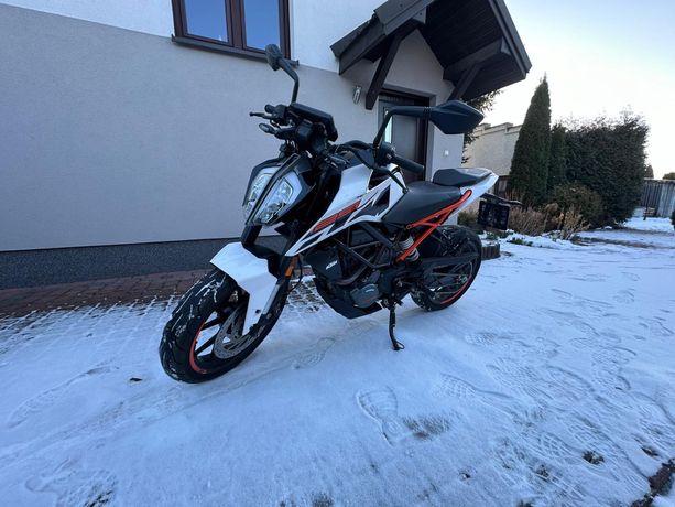 Ktm duke 125 kat B