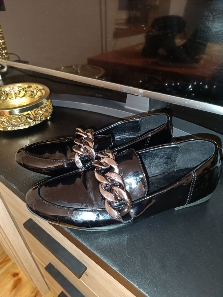 Buty damskie 38 mokasynki CCC gruby łańcuch