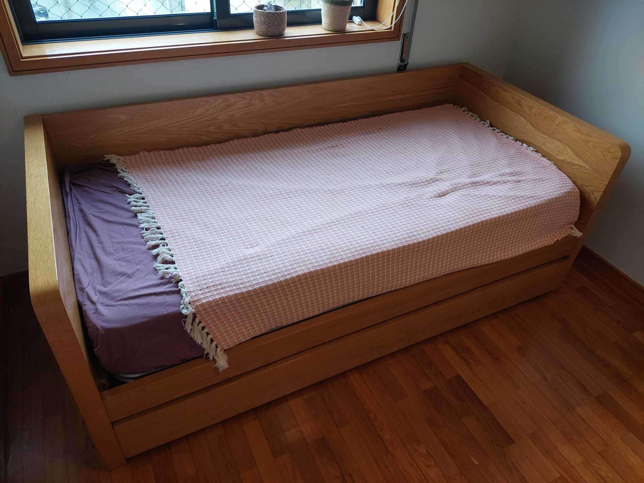 Cama Solteiro com colchão mais gaveta